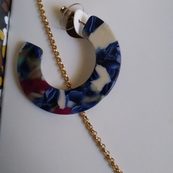 Saachi Necklace & Earring Set - Picture 3 of 5